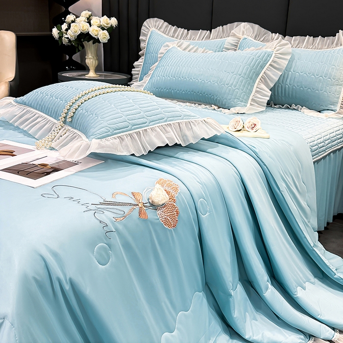 91家纺网 家纺一手货源 找家纺 妮恒美家纺 2026新款凉感丝夏被床盖款四件套 玫瑰之恋-梦幻绿