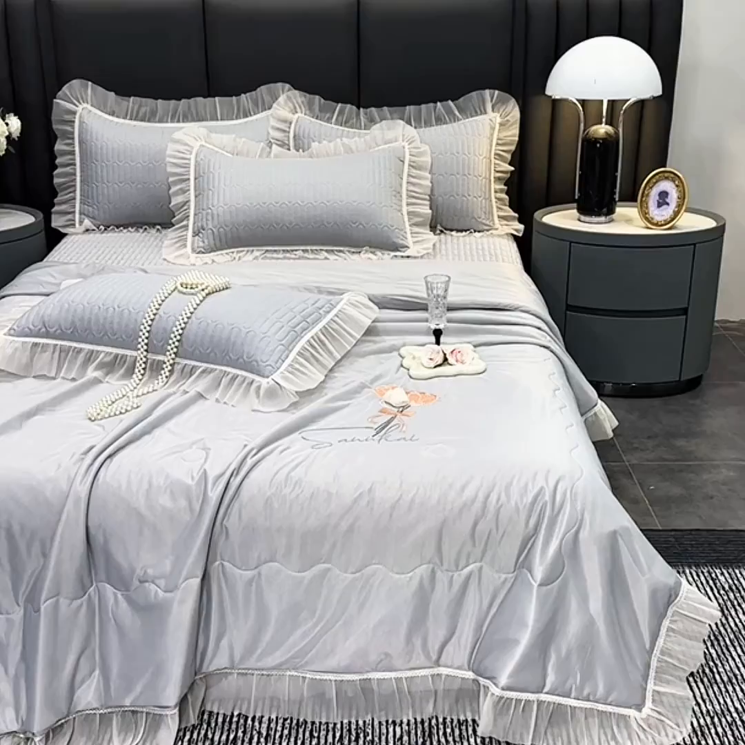 91家纺网 家纺一手货源 找家纺 妮恒美家纺 2026新款凉感丝夏被床盖款四件套 玫瑰之恋-高级灰