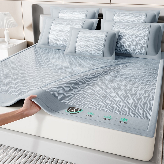 91家纺网 家纺一手货源 找家纺 永旺家纺 2026新款A类菱形格冰丝席凉席席子 蓝色