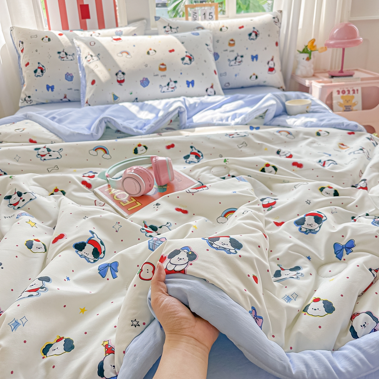 91家纺网 家纺一手货源 找家纺 颜选 2026新款水洗棉夏被夏凉被空调被四件套 空调被圣诞幸运小狗