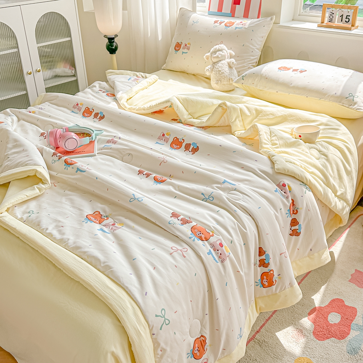 91家纺网 家纺一手货源 找家纺 颜选 2026新款水洗棉夏被夏凉被空调被四件套 空调被萌熊结趣