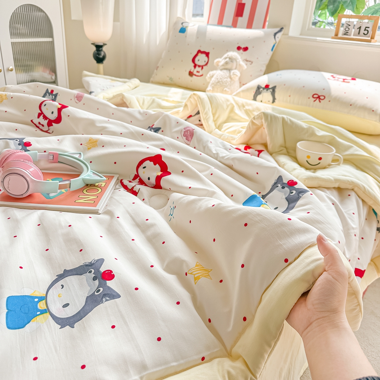 91家纺网 家纺一手货源 找家纺 颜选 2026新款水洗棉夏被夏凉被空调被四件套 空调被甜心小红帽