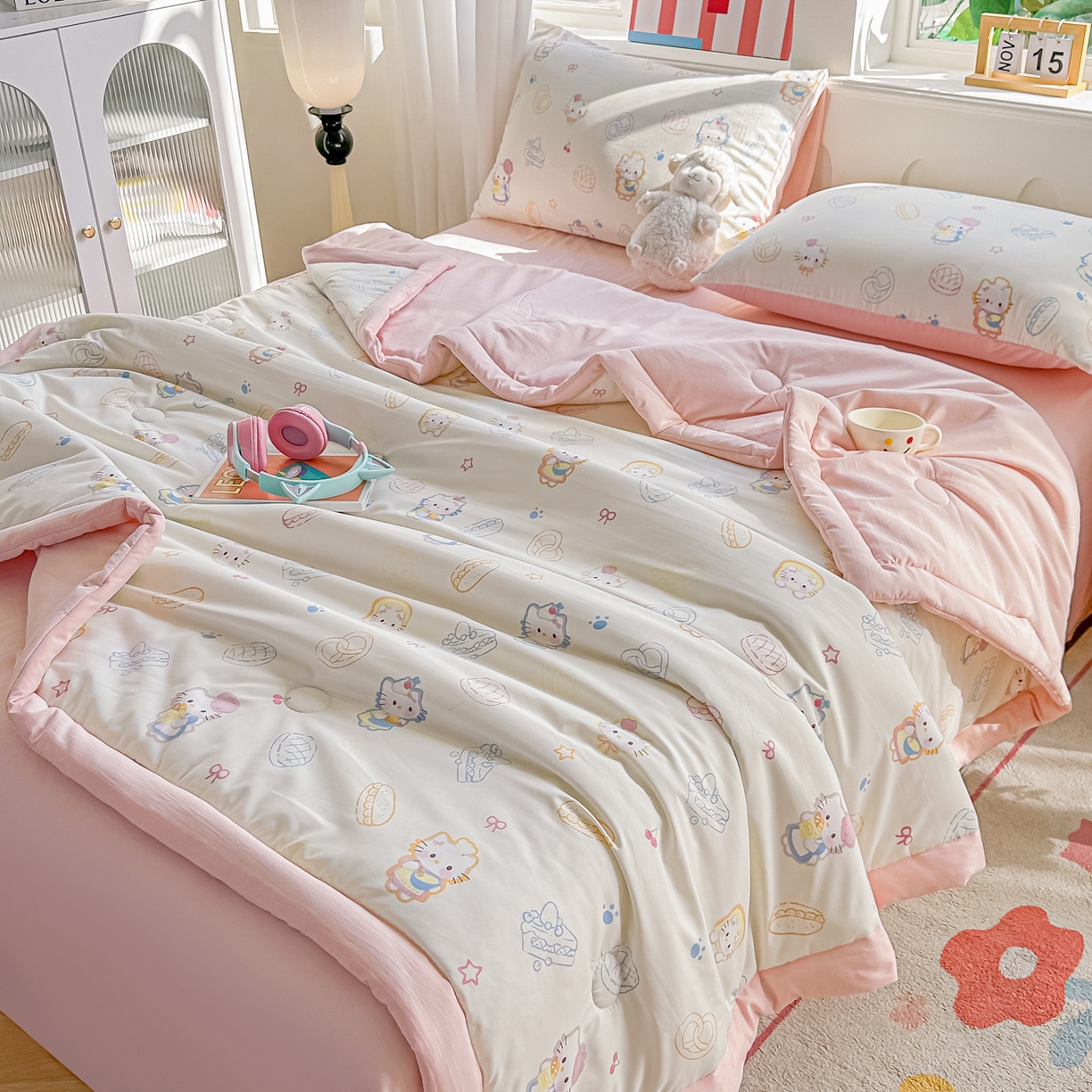 91家纺网 家纺一手货源 找家纺 颜选 2026新款水洗棉夏被夏凉被空调被四件套 空调被喵喵时光