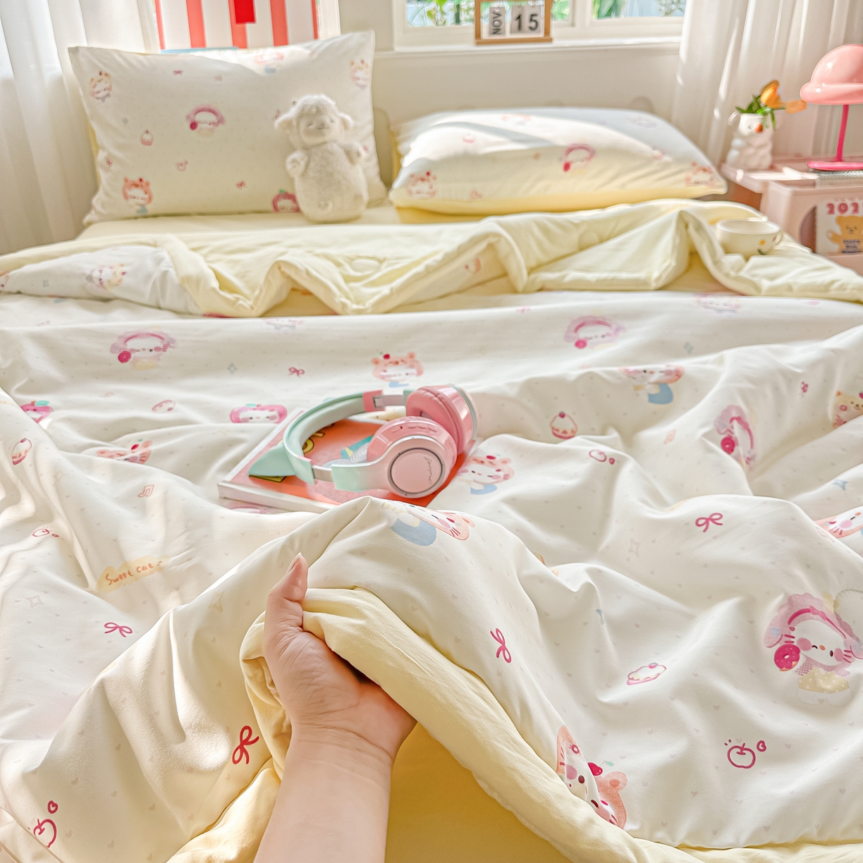 91家纺网 家纺一手货源 找家纺 颜选 2026新款水洗棉夏被夏凉被空调被四件套 空调被幸运猫