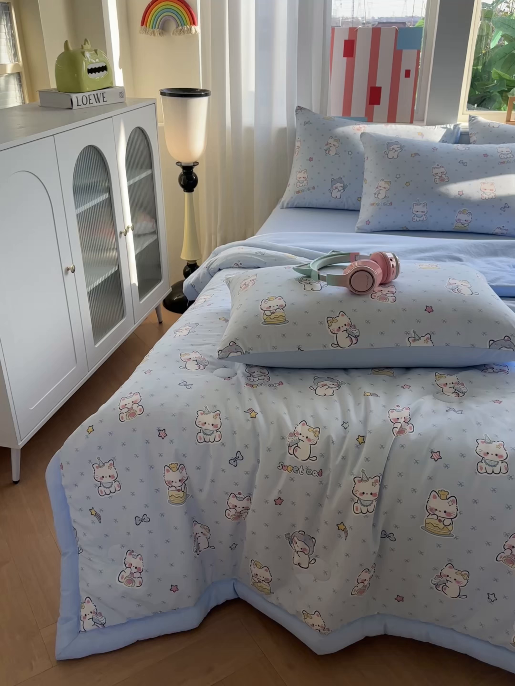 91家纺网 家纺一手货源 找家纺 颜选 2026新款水洗棉夏被夏凉被空调被四件套 空调被幸运奶芙猫