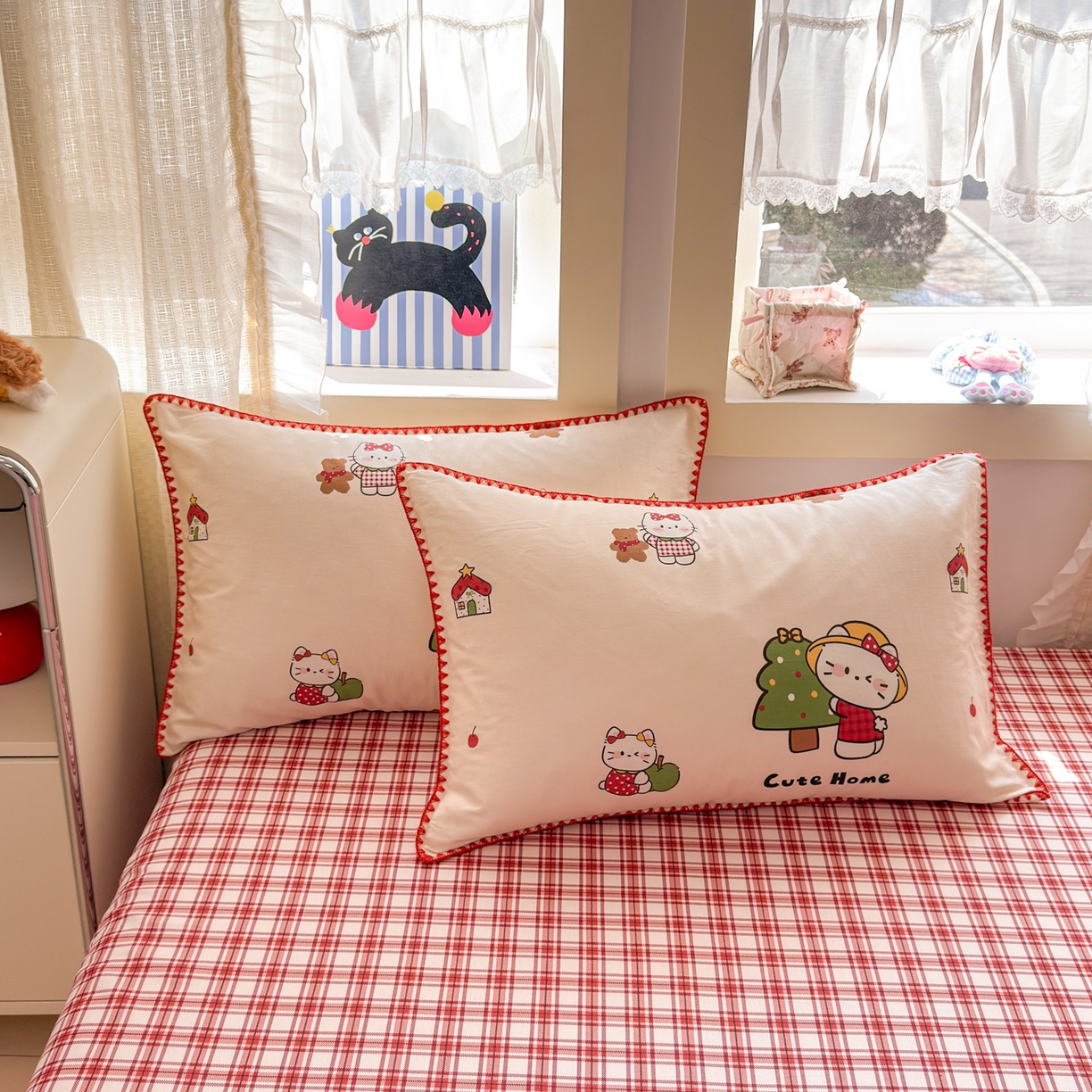 91家纺网 家纺一手货源 找家纺 简宜家居（朝初家纺） 2026新款全棉花卉卡通系列贝壳边夏被四件套 红莓树屋