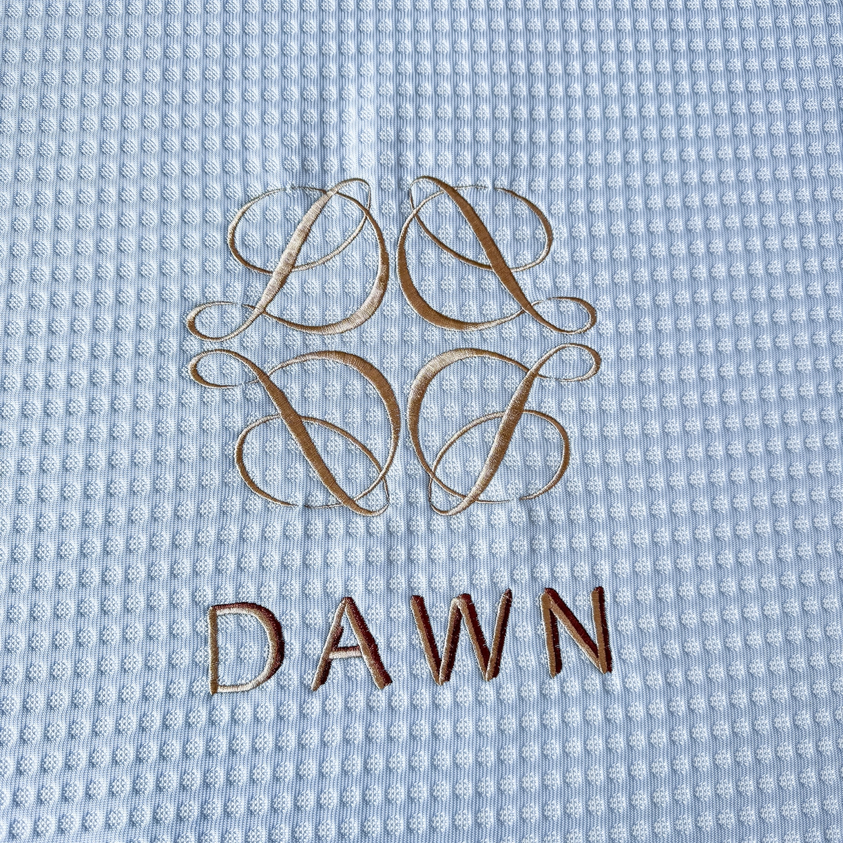 91家纺网 家纺一手货源 找家纺 眠势力 2026新款冰豆豆凉席刺绣款凉席子冰感豆豆床单软凉席三件套可机洗 雅致-兰