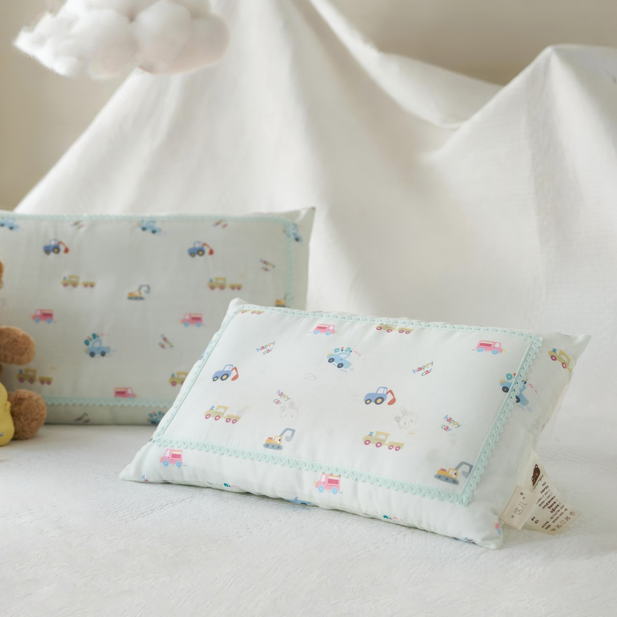 珍贝家纺 2026新款全棉双层纱刺绣花边学生儿童枕枕头枕芯 小汽车