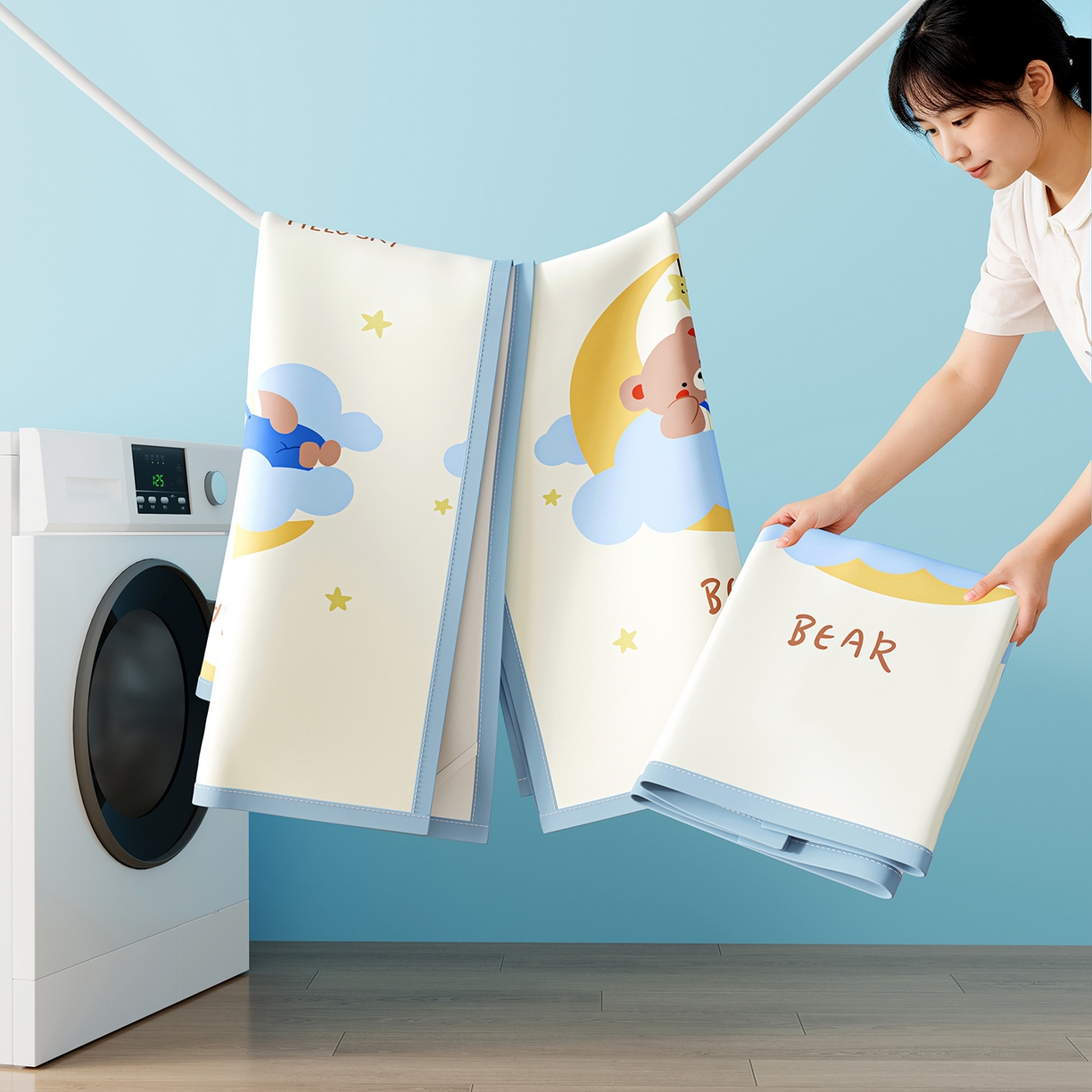 91家纺网 家纺一手货源 找家纺 奇丝雅 2026A类数码印花大版卡通冰丝凉席家用双人冰丝席可机洗单人学生宿舍夏天空调软席 月亮熊【三明治网底】