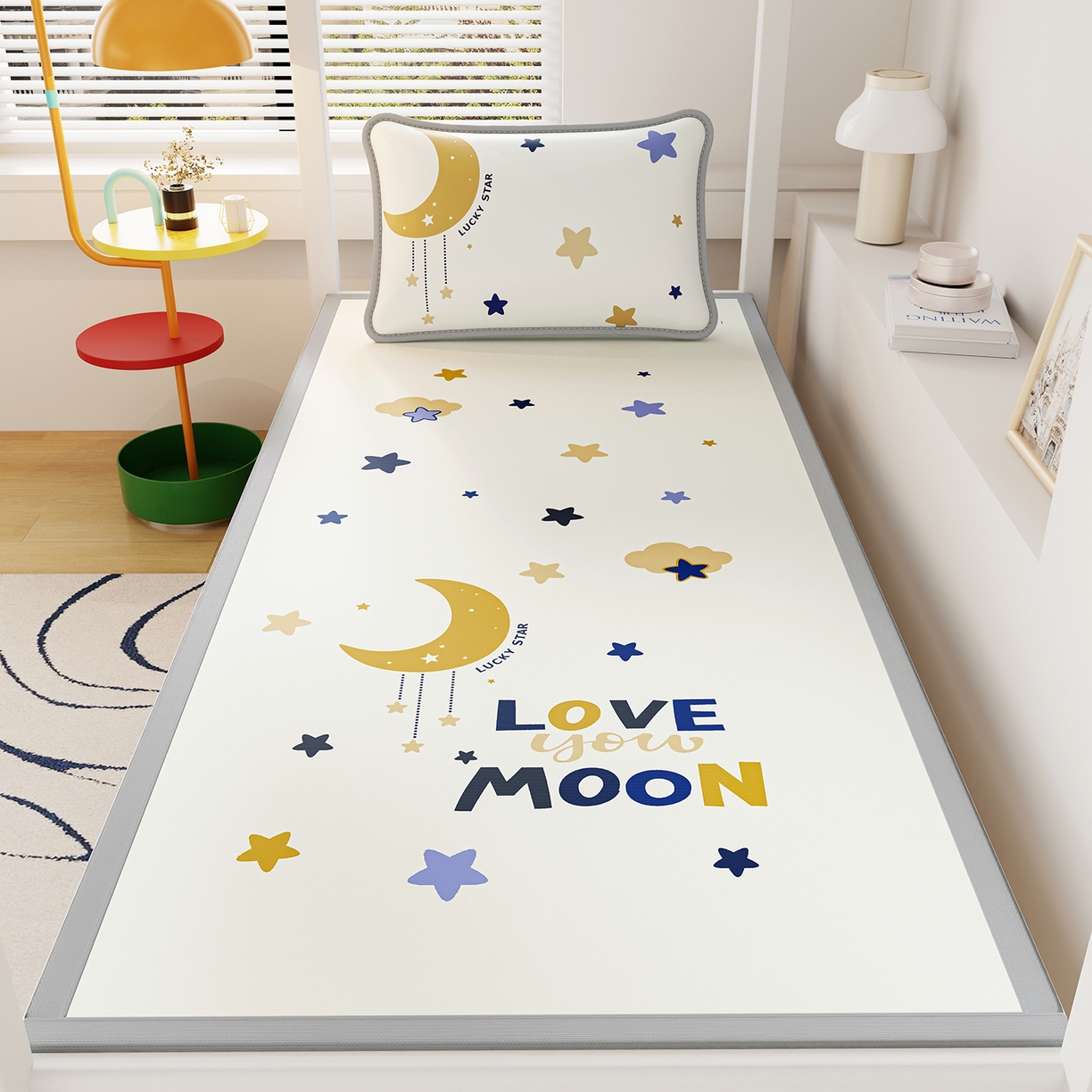 91家纺网 家纺一手货源 找家纺 奇丝雅 2026A类数码印花大版卡通冰丝凉席家用双人冰丝席可机洗单人学生宿舍夏天空调软席 满天星辰【三明治网底】