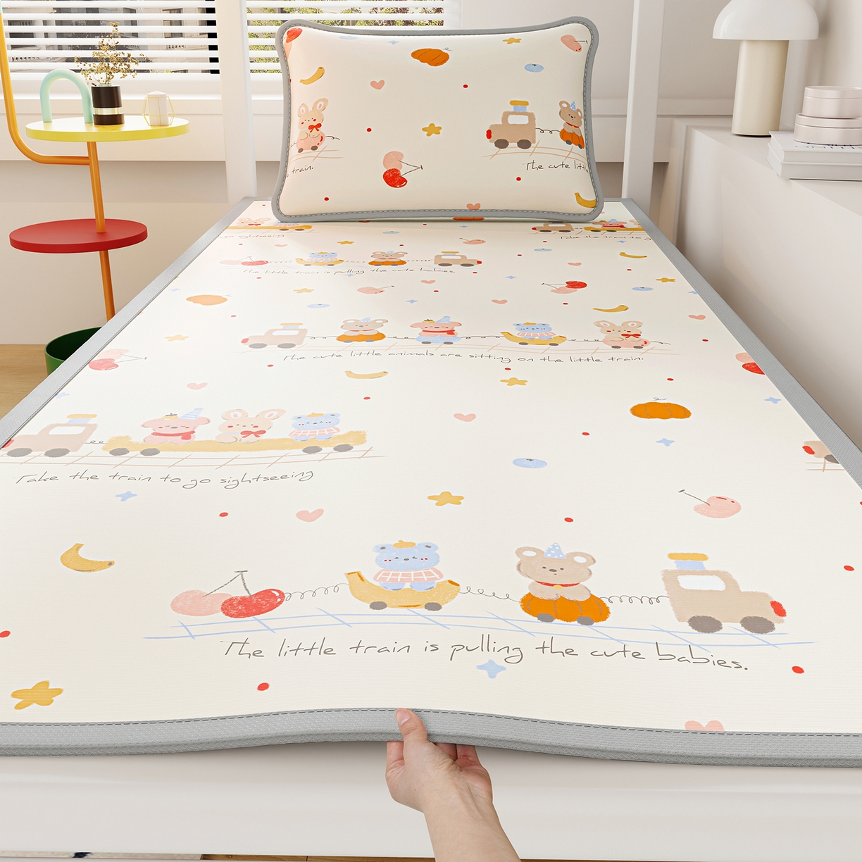 奇丝雅 2026A类数码印花大版卡通冰丝凉席家用双人冰丝席可机洗单人学生宿舍夏天空调软席 萌宝小火车【三明治网底】