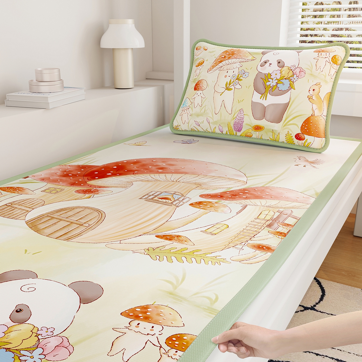 91家纺网 家纺一手货源 找家纺 奇丝雅 2026A类数码印花大版卡通冰丝凉席家用双人冰丝席可机洗单人学生宿舍夏天空调软席 蘑菇城堡【三明治网底】