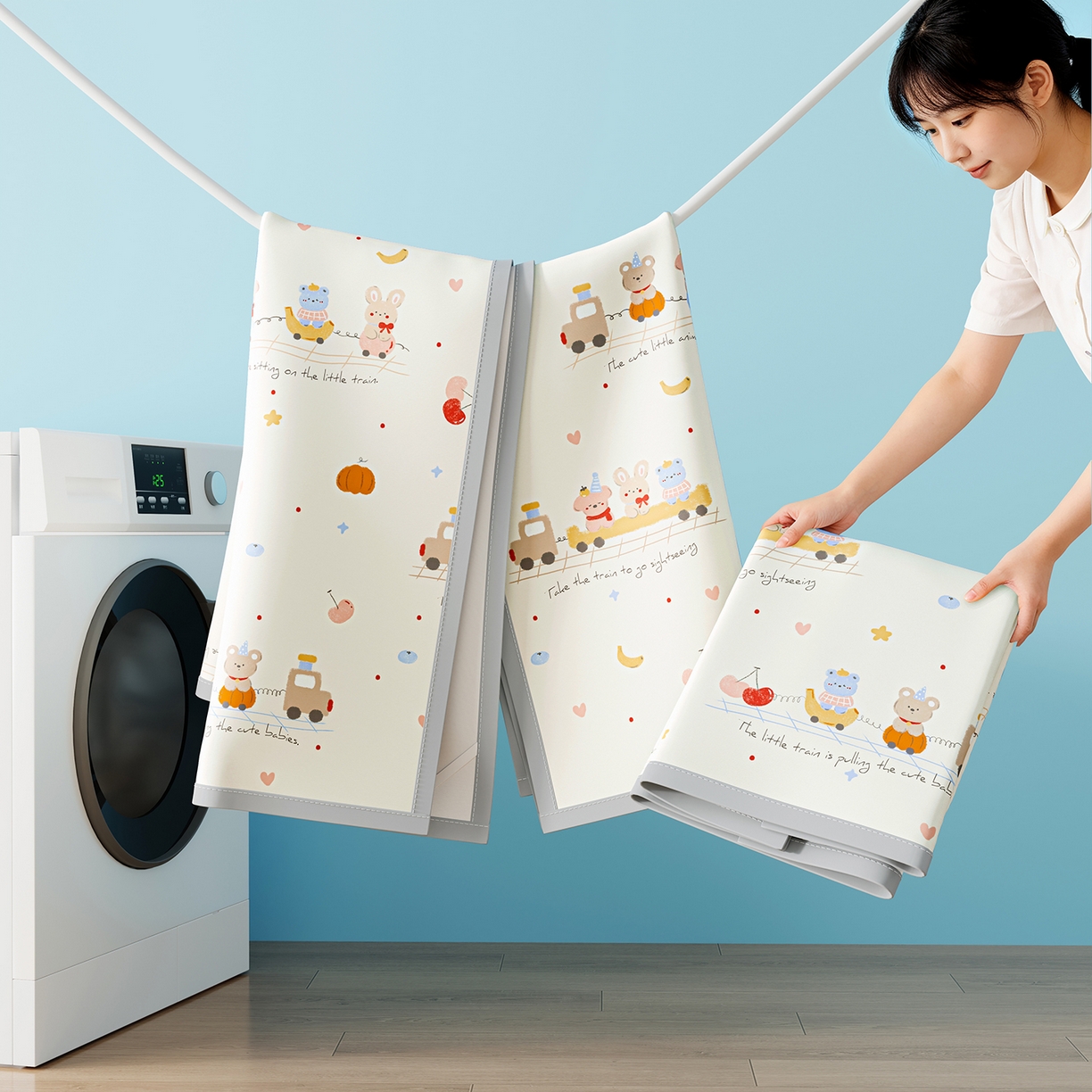 91家纺网 家纺一手货源 找家纺 奇丝雅 2026A类数码印花大版卡通冰丝凉席家用双人冰丝席可机洗单人学生宿舍夏天空调软席 萌宝小火车【三明治网底】