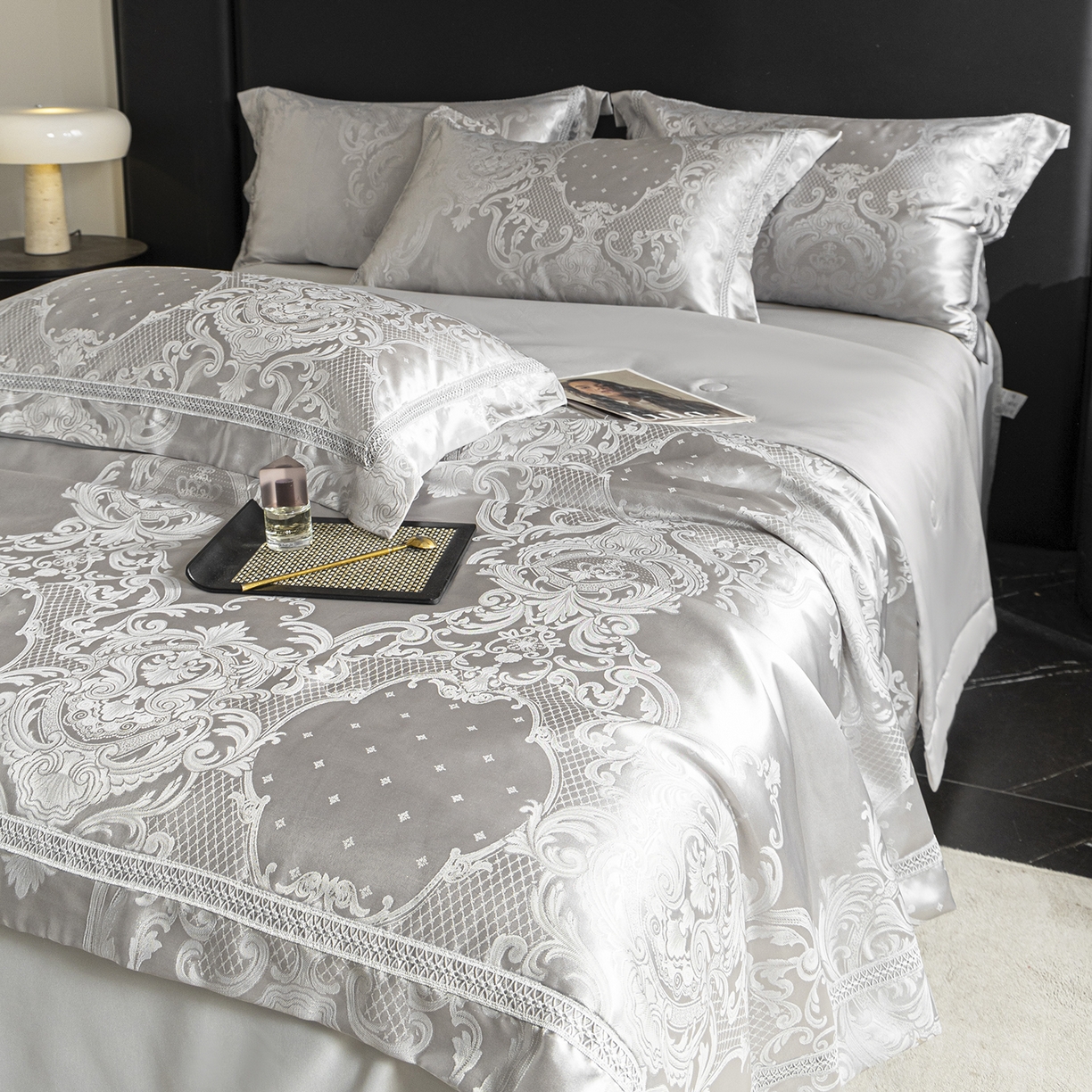 91家纺网 家纺一手货源 找家纺 置顶家纺 2026新款双面水洗天丝提花夏被四件套-维纳斯 维纳斯-浅灰