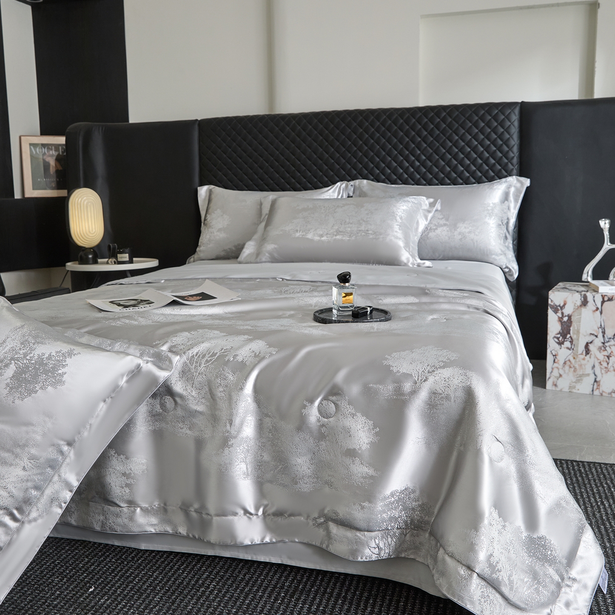 91家纺网 家纺一手货源 找家纺 置顶家纺 2026新款双面水洗天丝提花夏被四件套-欧若拉 欧若拉-山灰