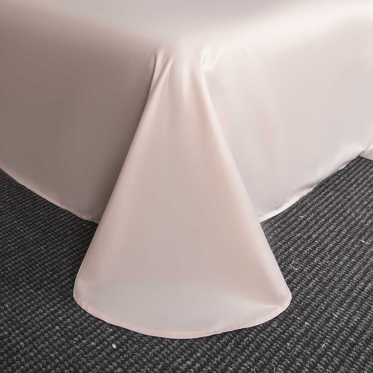 91家纺网 家纺一手货源 找家纺 置顶家纺 2026新款双面水洗天丝提花夏被四件套-欧若拉 欧若拉-奶白+粉