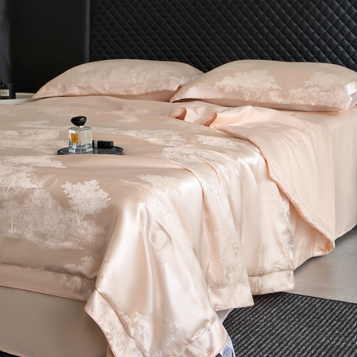 91家纺网 家纺一手货源 找家纺 置顶家纺 2026新款双面水洗天丝提花夏被四件套-欧若拉 欧若拉-玉色