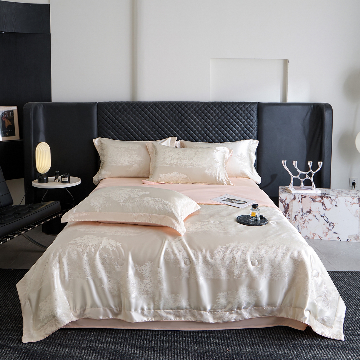 91家纺网 家纺一手货源 找家纺 置顶家纺 2026新款双面水洗天丝提花夏被四件套-欧若拉 欧若拉-奶白+粉