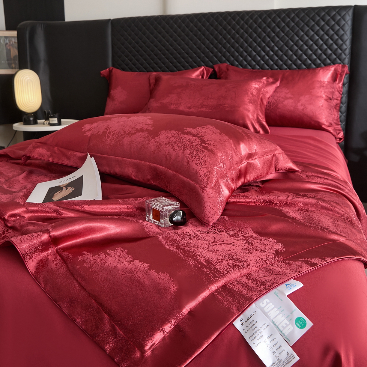 91家纺网 家纺一手货源 找家纺 置顶家纺 2026新款双面水洗天丝提花夏被四件套-欧若拉 欧若拉-酒红