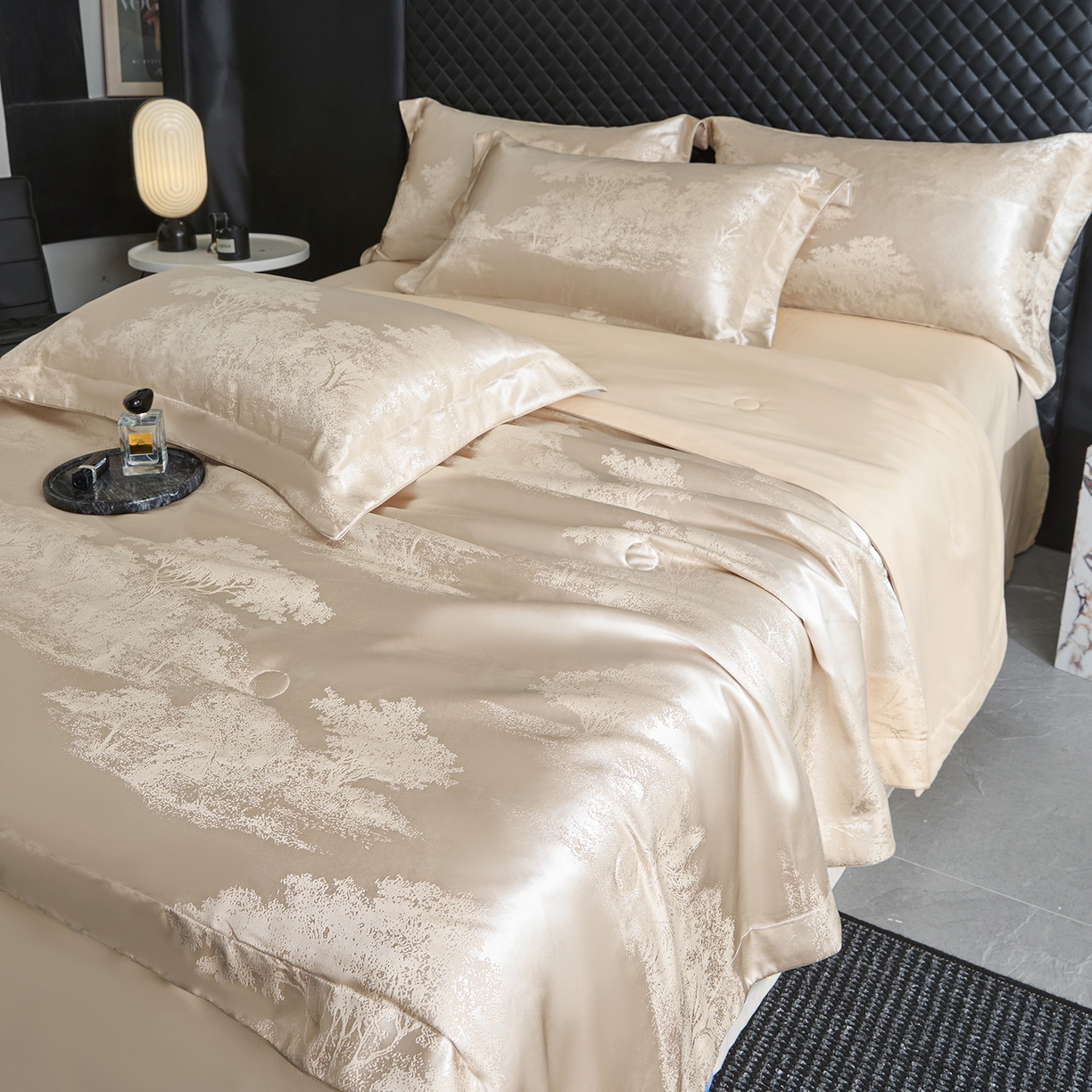 91家纺网 家纺一手货源 找家纺 置顶家纺 2026新款双面水洗天丝提花夏被四件套-欧若拉 欧若拉-浅香槟