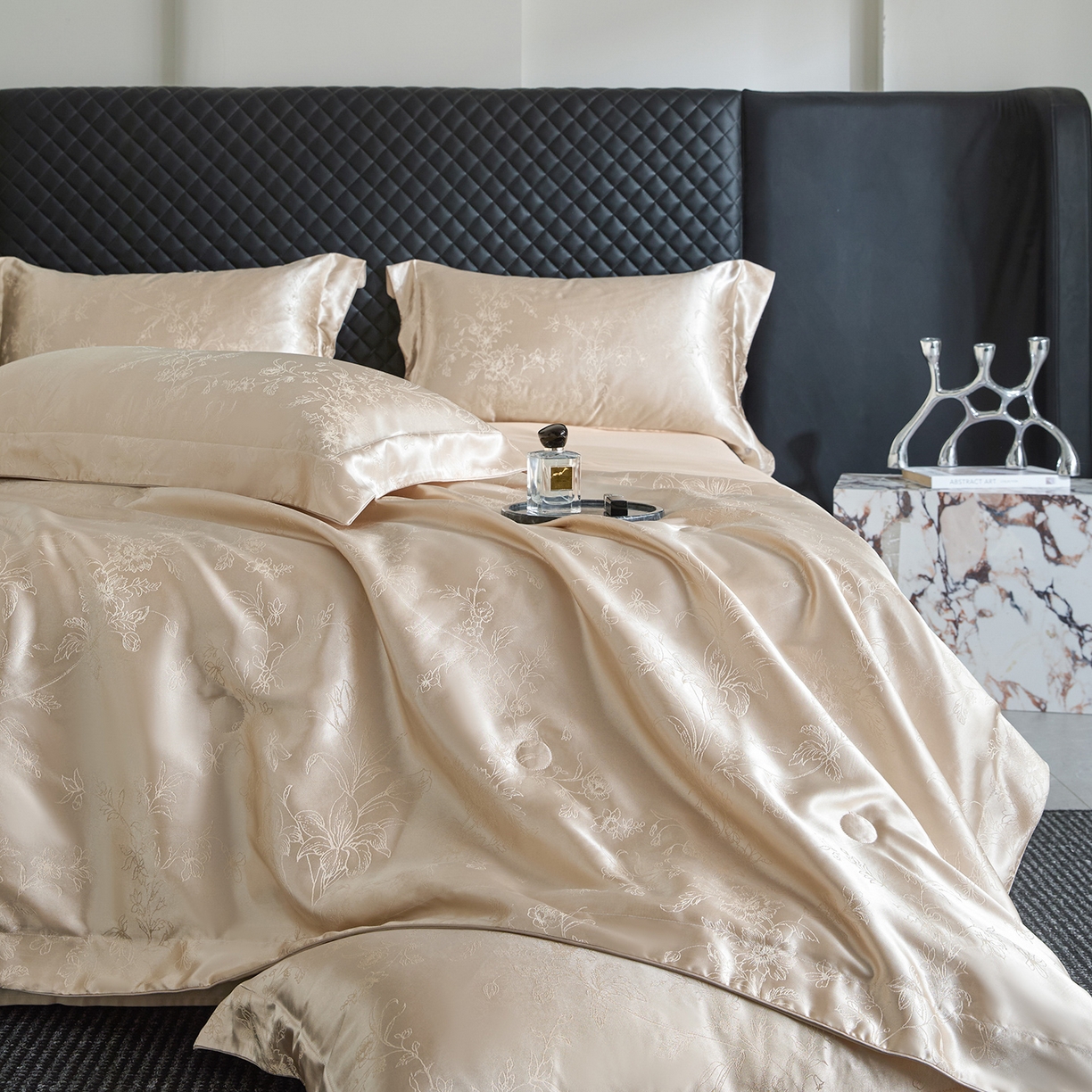 91家纺网 家纺一手货源 找家纺 置顶家纺 2026新款双面水洗天丝提花夏被四件套-幸卉 幸卉-浅香槟