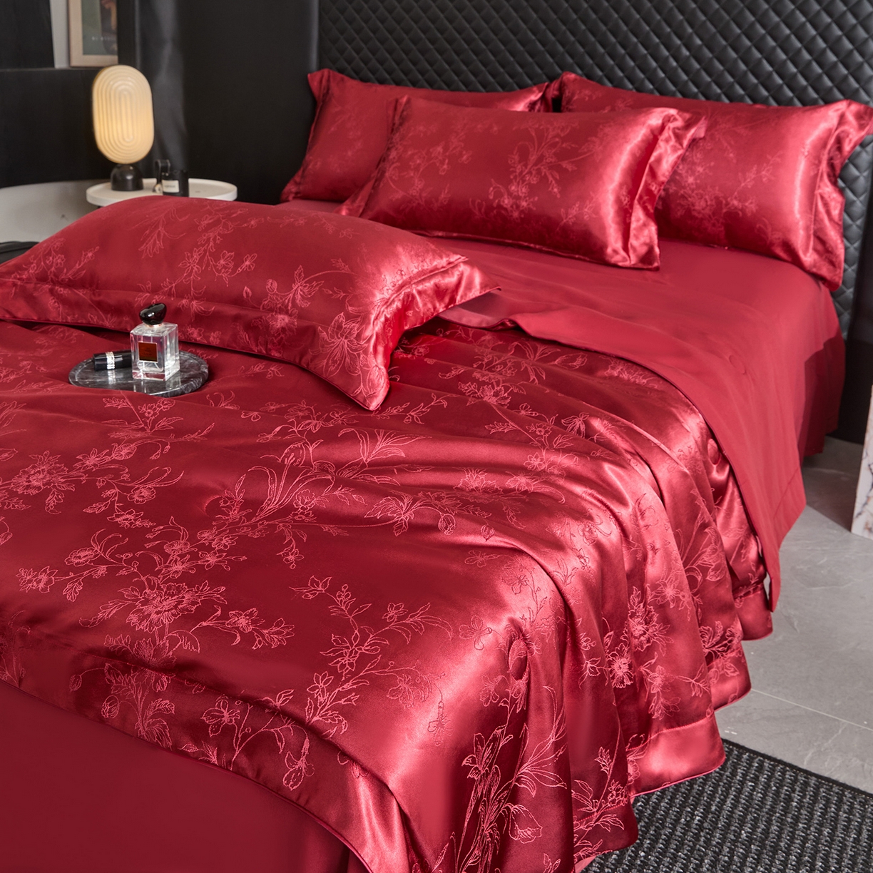 91家纺网 家纺一手货源 找家纺 置顶家纺 2026新款双面水洗天丝提花夏被四件套-幸卉 幸卉-酒红