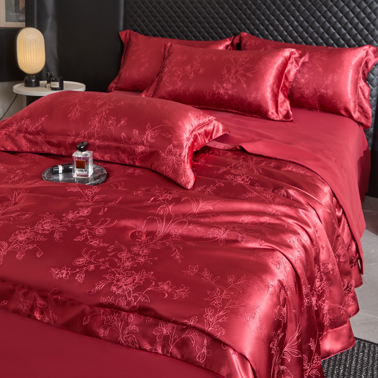 91家纺网 家纺一手货源 找家纺 置顶家纺 2026新款双面水洗天丝提花夏被四件套-幸卉 幸卉-酒红