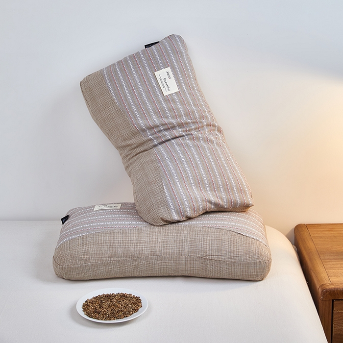 91家纺网 家纺一手货源 找家纺 梦叶草 2026新款新款全棉色织提花拼色护颈荞麦枕  枕头枕芯 全棉色织提花拼色护颈荞麦枕-咖色