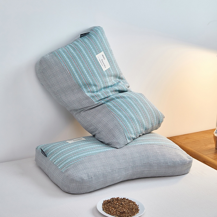 91家纺网 家纺一手货源 找家纺 梦叶草 2026新款新款全棉色织提花拼色护颈荞麦枕  枕头枕芯 全棉色织提花拼色护颈荞麦枕-蓝灰