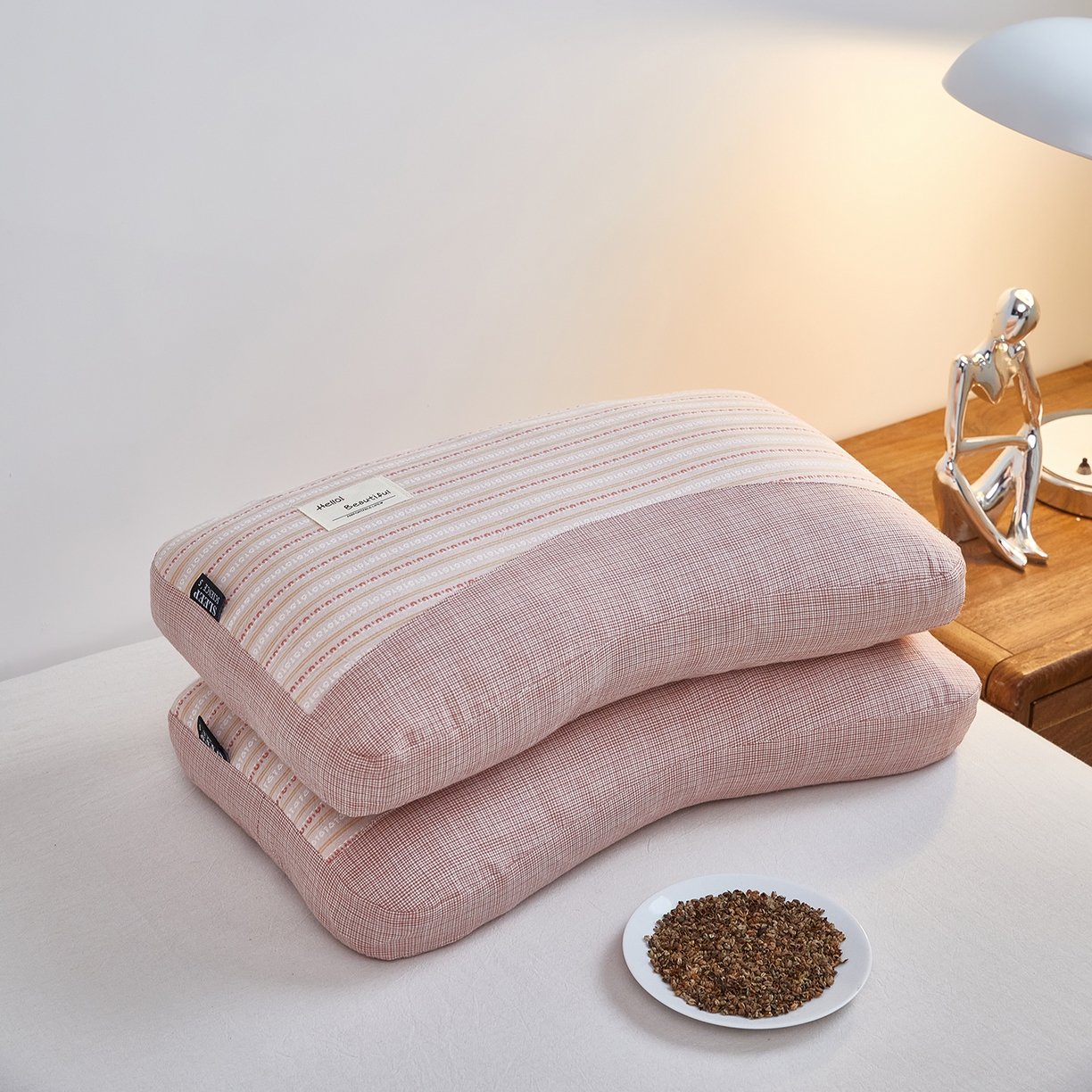 91家纺网 家纺一手货源 找家纺 梦叶草 2026新款新款全棉色织提花拼色护颈荞麦枕  枕头枕芯 全棉色织提花拼色护颈荞麦枕-粉色