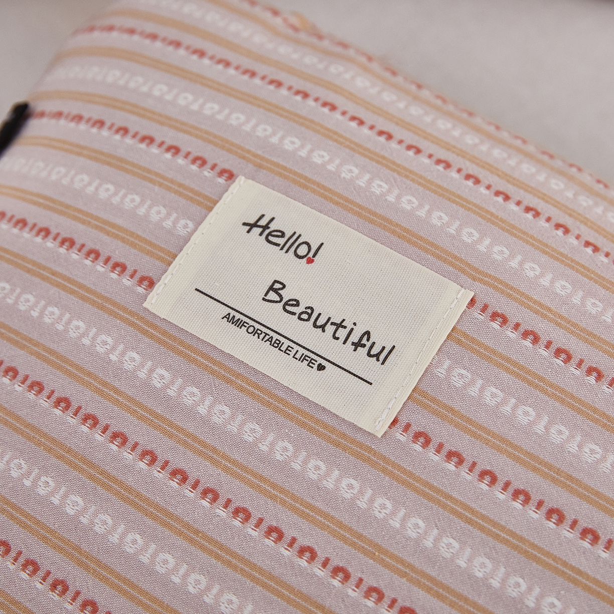 91家纺网 家纺一手货源 找家纺 梦叶草 2026新款新款全棉色织提花拼色护颈荞麦枕  枕头枕芯 全棉色织提花拼色护颈荞麦枕-粉色