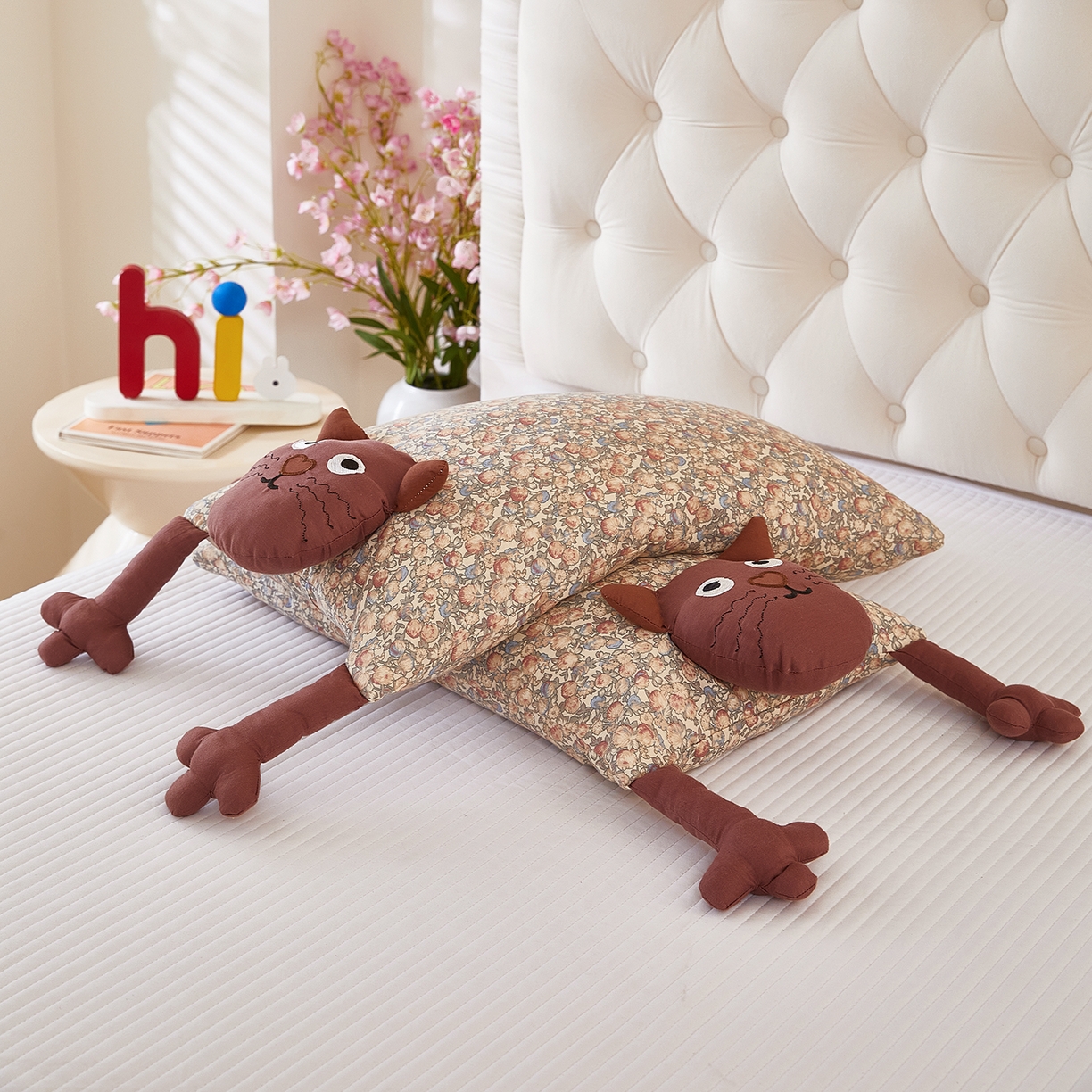 91家纺网 家纺一手货源 找家纺 梦叶草 2026新款全棉萌趣猫咪荞麦枕 萌趣猫咪-咖脸