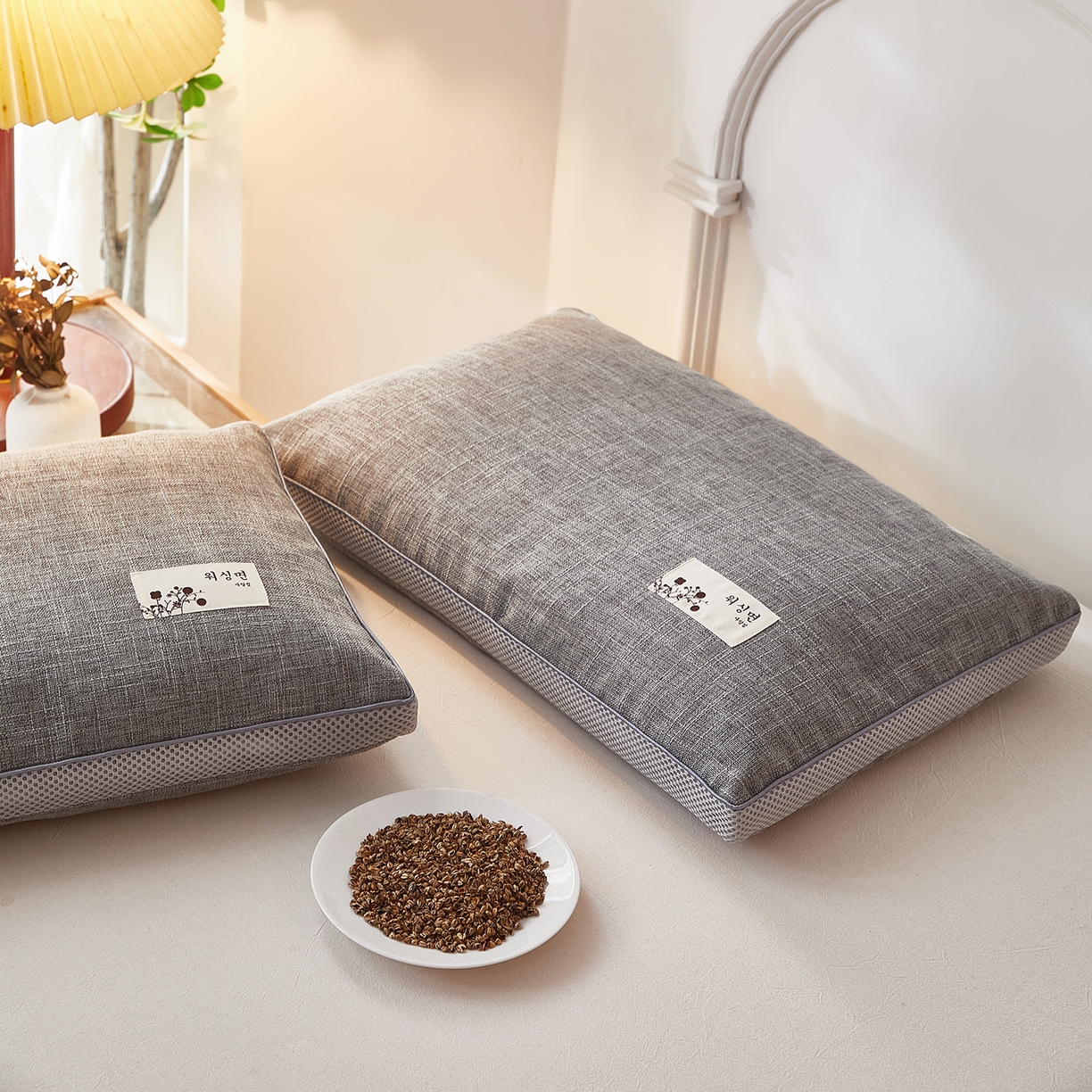 91家纺网 家纺一手货源 找家纺 （总）梦叶草 2026新款棉麻贴布绣透气立体网荞麦枕  枕头枕芯