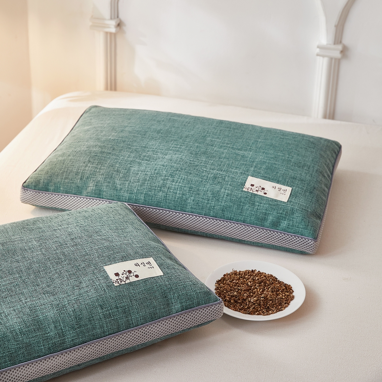 91家纺网 家纺一手货源 找家纺 梦叶草 2026新款棉麻贴布绣透气立体网荞麦枕  枕头枕芯 棉麻透气荞麦枕-绿色