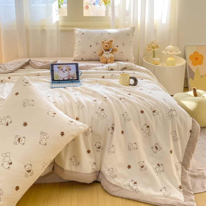 91家纺网 家纺一手货源 找家纺 憨豆家纺 2026新款云朵棉被水洗棉印花新疆棉花夏被夏凉被空调被子直播被芯（常年有货） 小熊博士