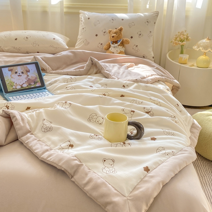 91家纺网 家纺一手货源 找家纺 憨豆家纺 2026新款云朵棉被水洗棉印花新疆棉花夏被夏凉被空调被子直播被芯（常年有货） 小熊博士