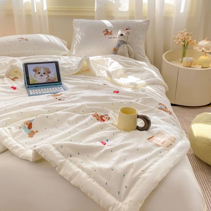 91家纺网 家纺一手货源 找家纺 憨豆家纺 2026新款云朵棉被水洗棉印花新疆棉花夏被夏凉被空调被子直播被芯（常年有货） 腊肠小狗