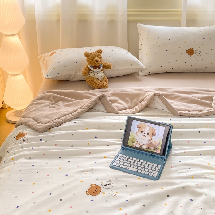 91家纺网 家纺一手货源 找家纺 憨豆家纺 2026新款云朵棉被水洗棉印花新疆棉花夏被夏凉被空调被子直播被芯（常年有货） 波点小熊