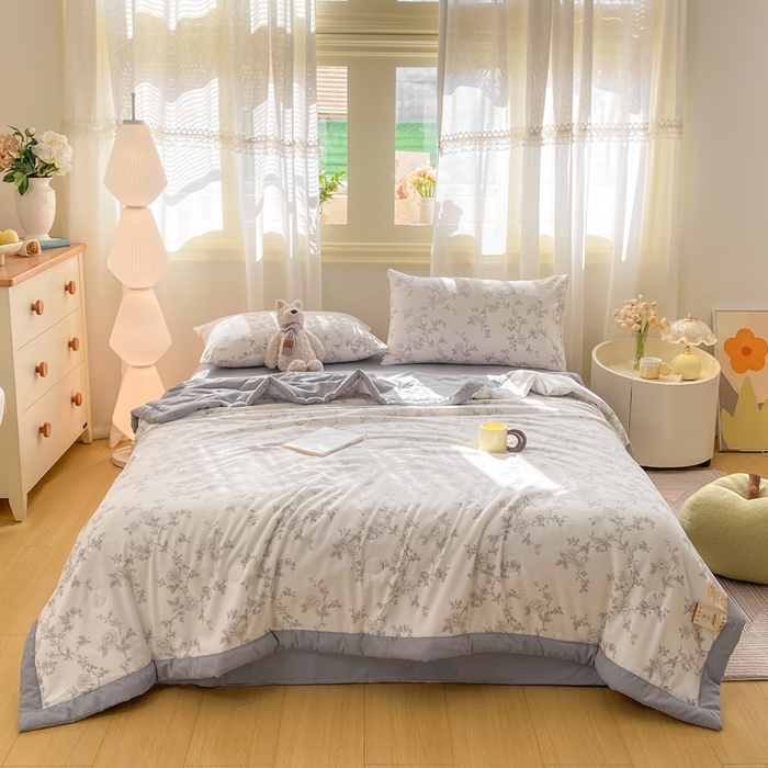 91家纺网 家纺一手货源 找家纺 憨豆家纺 2026新款云朵棉被水洗棉印花新疆棉花夏被夏凉被空调被子直播被芯（常年有货） 花开漫漫