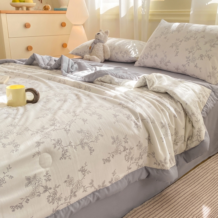 91家纺网 家纺一手货源 找家纺 憨豆家纺 2026新款云朵棉被水洗棉印花新疆棉花夏被夏凉被空调被子直播被芯（常年有货） 花开漫漫