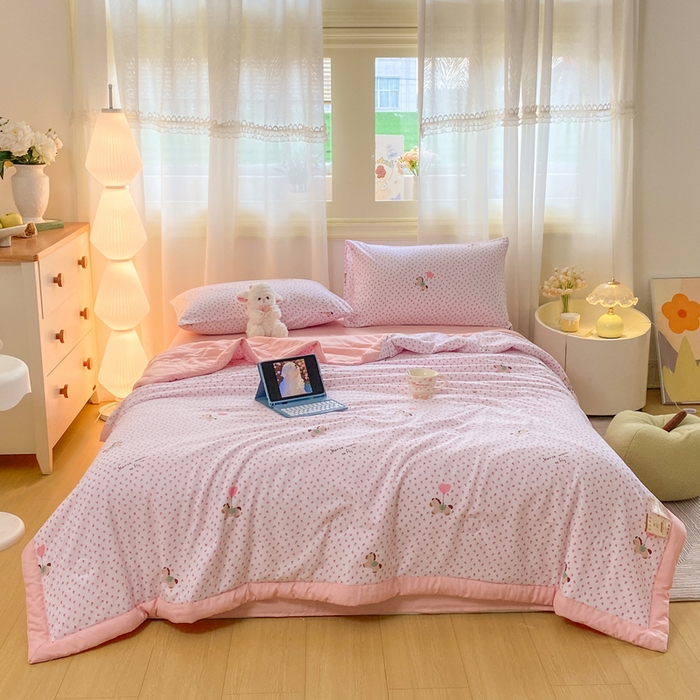 91家纺网 家纺一手货源 找家纺 憨豆家纺 2026新款云朵棉被水洗棉印花新疆棉花夏被夏凉被空调被子直播被芯（常年有货） 马到成功