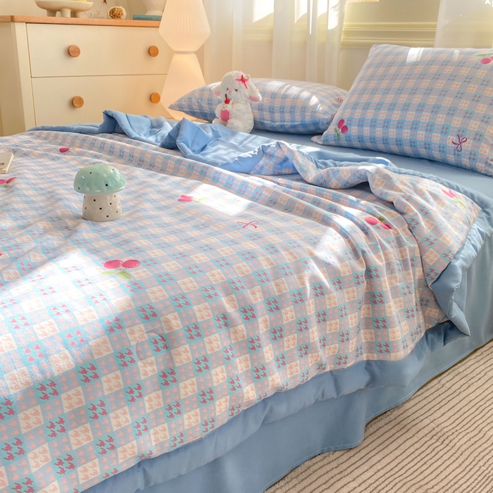 91家纺网 家纺一手货源 找家纺 憨豆家纺 2026新款云朵棉被水洗棉印花新疆棉花夏被夏凉被空调被子直播被芯（常年有货） 樱桃格