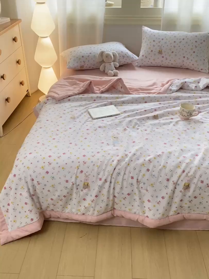 91家纺网 家纺一手货源 找家纺 憨豆家纺 2026新款云朵棉被水洗棉印花新疆棉花夏被夏凉被空调被子直播被芯（常年有货） 十里蔷薇