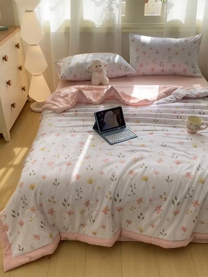91家纺网 家纺一手货源 找家纺 憨豆家纺 2026新款云朵棉被水洗棉印花新疆棉花夏被夏凉被空调被子直播被芯（常年有货） 花开半夏