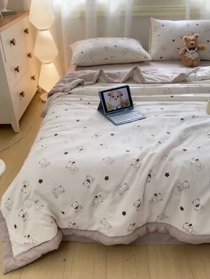 91家纺网 家纺一手货源 找家纺 憨豆家纺 2026新款云朵棉被水洗棉印花新疆棉花夏被夏凉被空调被子直播被芯（常年有货） 小熊博士