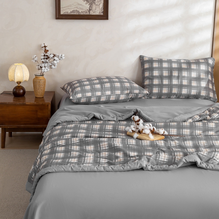 91家纺网 家纺一手货源 找家纺 憨豆家纺 2026新款无印风水洗棉新疆棉花夏被格子夏凉被空调被子直播被芯 简兮格