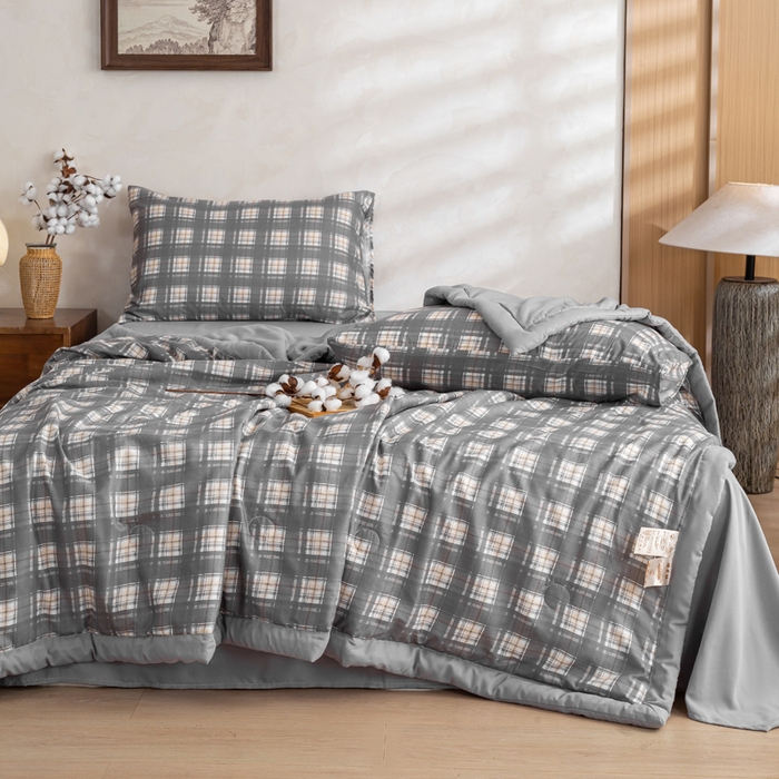 91家纺网 家纺一手货源 找家纺 憨豆家纺 2026新款无印风水洗棉新疆棉花夏被格子夏凉被空调被子直播被芯 简兮格