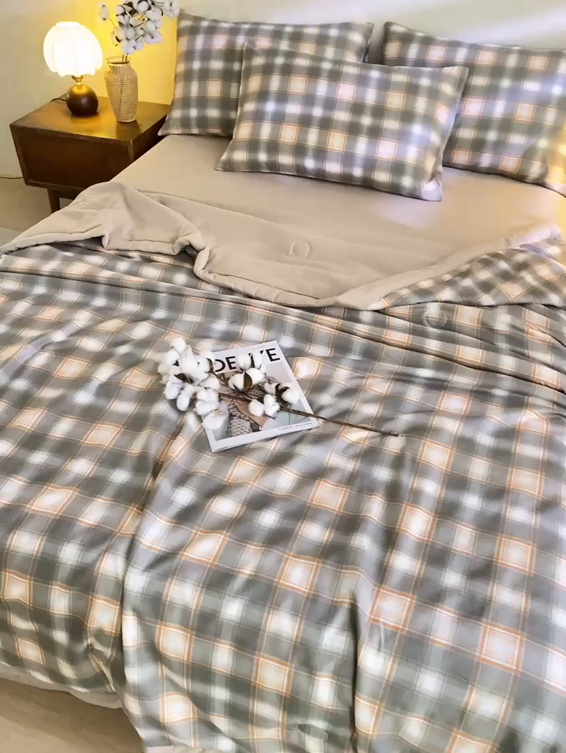 91家纺网 家纺一手货源 找家纺 憨豆家纺 2026新款无印风水洗棉新疆棉花夏被格子夏凉被空调被子直播被芯 咖中格