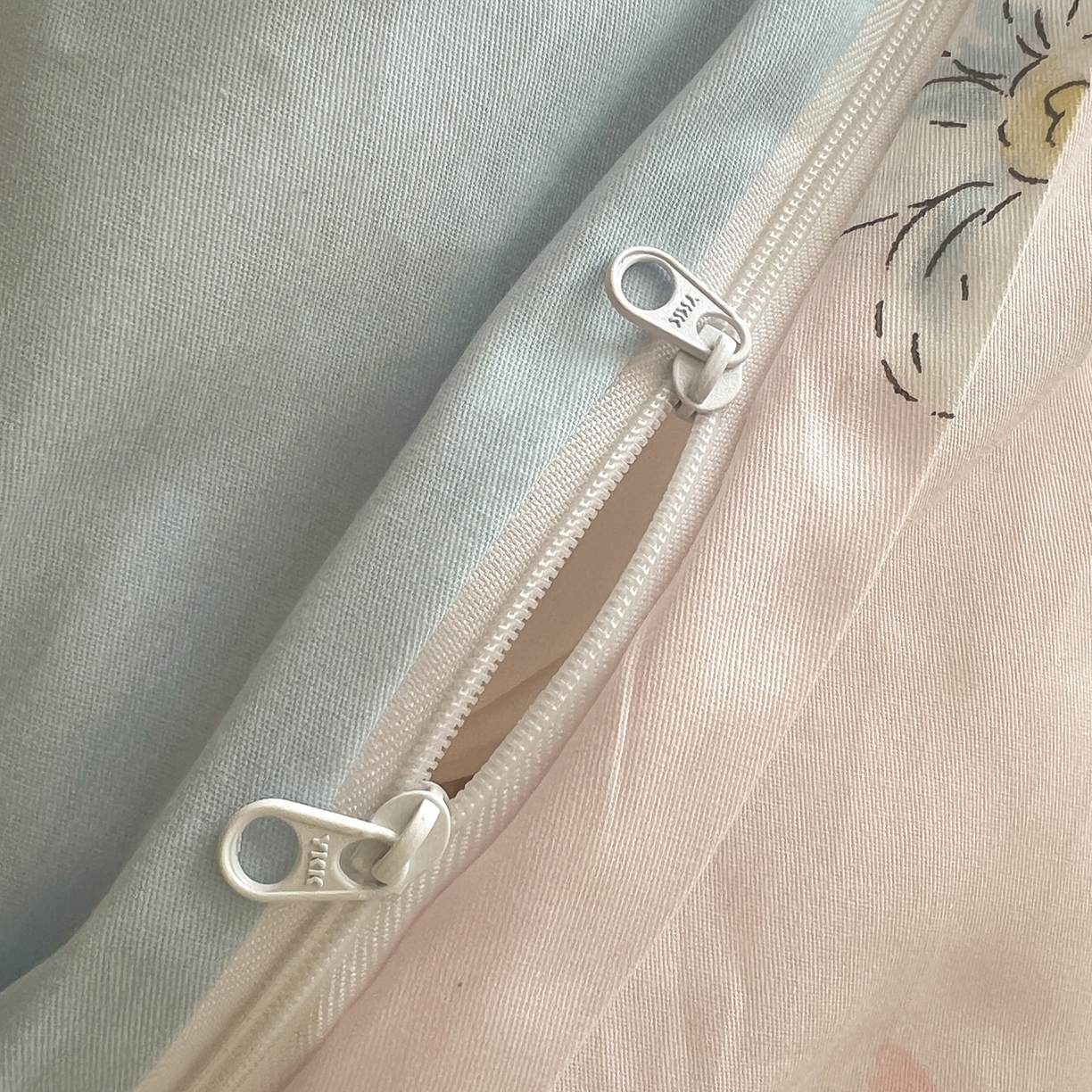 91家纺网 家纺一手货源 找家纺 漫时光 2026新款全棉纯棉印花四件套 悠若花园