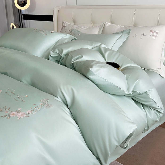 91家纺网 家纺一手货源 找家纺 帛美家纺 2026新款全棉纯棉轻奢绣花四件套 莱雅-浅石兰